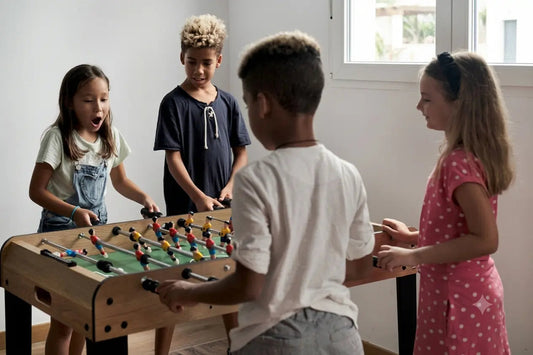Baby-foot enfant : à quel âge et quel modèle choisir
